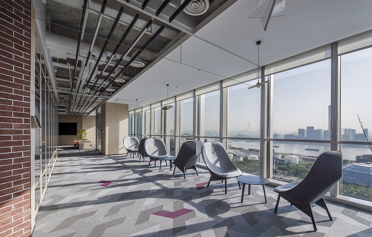 2600平快遞物流公司自然人文辦公室裝修設(shè)計(圖5) 2600平快遞物流公司自然人文辦公室裝修設(shè)計(圖5)