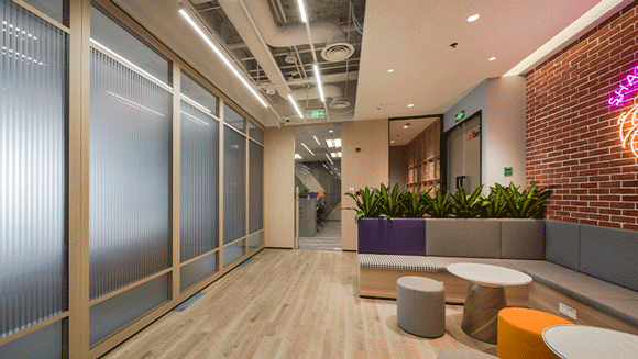 2600平快遞物流公司自然人文辦公室裝修設(shè)計(圖11) 2600平快遞物流公司自然人文辦公室裝修設(shè)計(圖11)