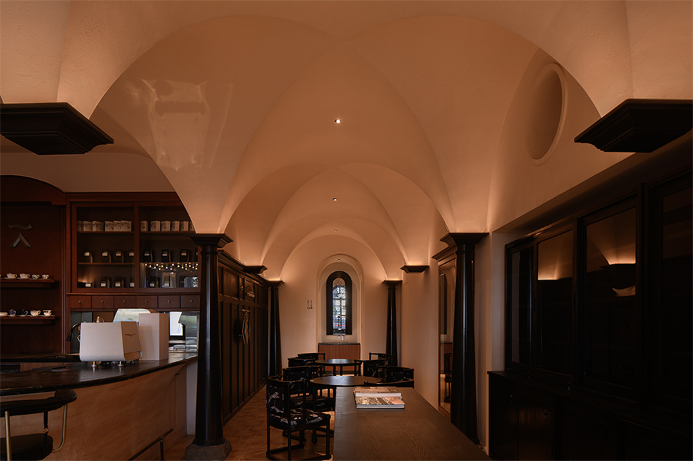 鄭州金博大分享積興里連鎖咖啡廳裝修設(shè)計(jì)(圖7) 鄭州金博大分享積興里連鎖咖啡廳裝修設(shè)計(jì)(圖7)