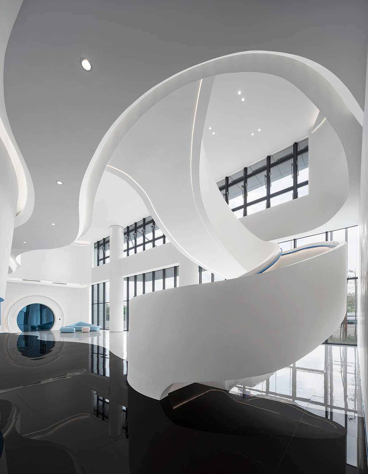 14000平艾肯工業(yè)總部辦公樓裝修設(shè)計(jì)方案(圖4) 14000平艾肯工業(yè)總部辦公樓裝修設(shè)計(jì)方案(圖4)