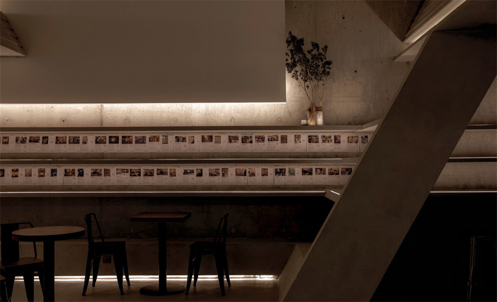 專為年輕人打造的跳海酒館裝修設(shè)計(jì)案例(圖6) 專為年輕人打造的跳海酒館裝修設(shè)計(jì)案例(圖6)