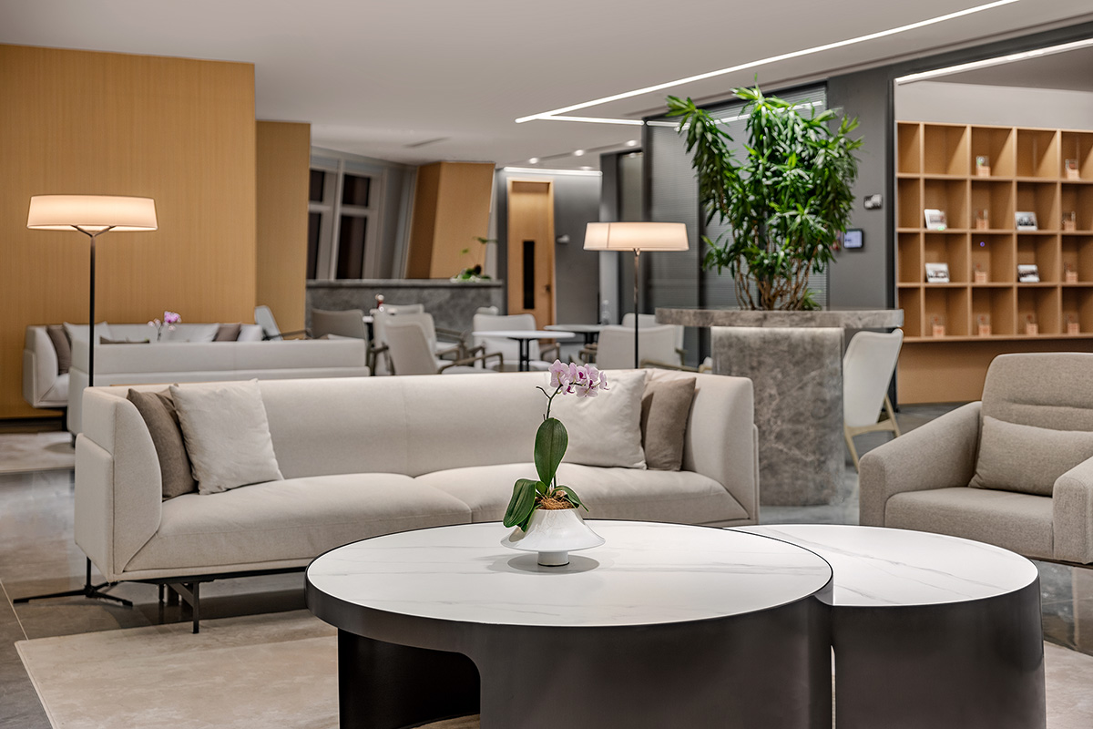 現(xiàn)代大氣新中式 乾成律師事務(wù)所裝修設(shè)計(jì)方案(圖8) 現(xiàn)代大氣新中式 乾成律師事務(wù)所裝修設(shè)計(jì)方案(圖8)