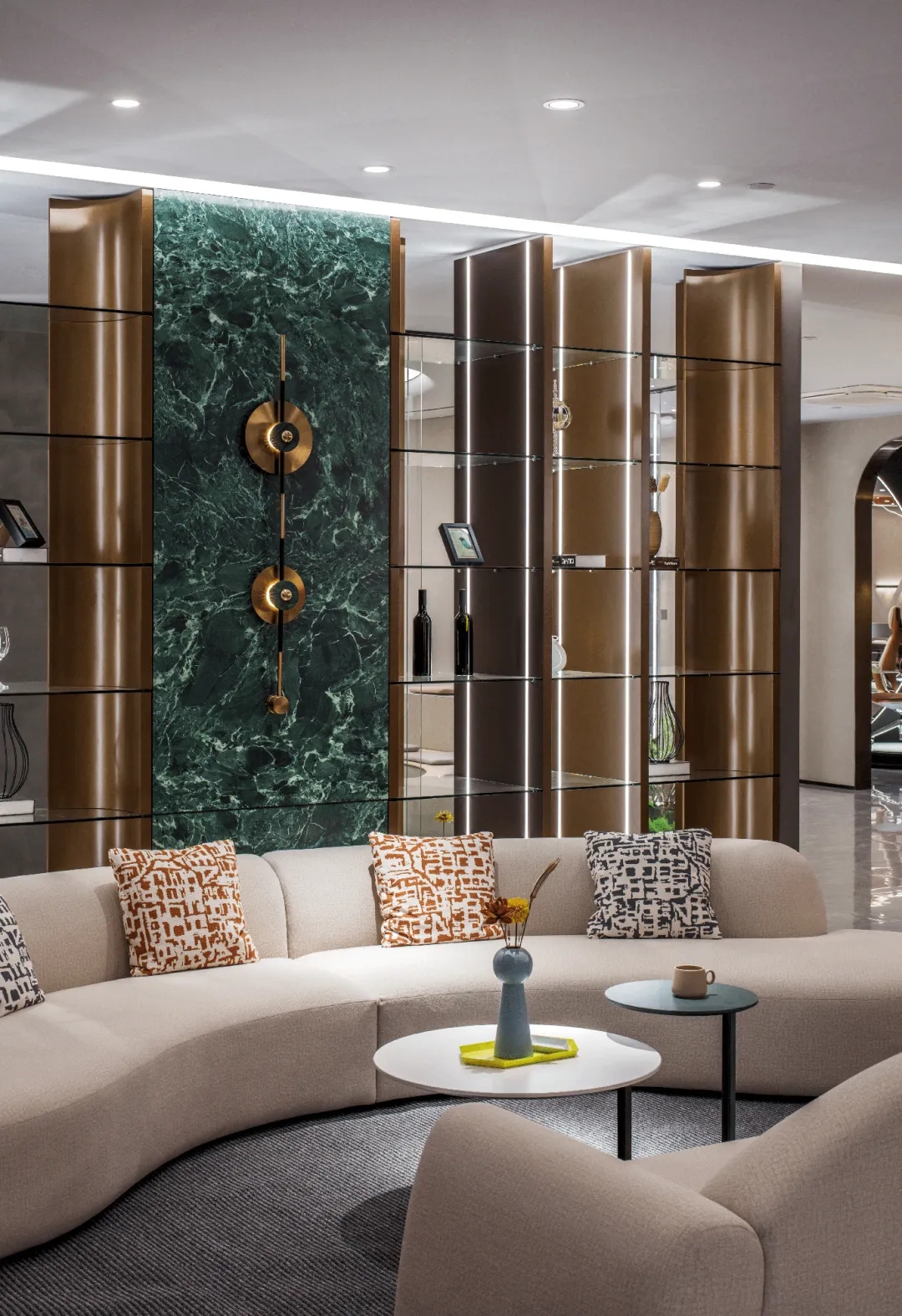 意式東方 家具公司高端辦公室裝修設(shè)計(jì)案例(圖19) 意式東方 家具公司高端辦公室裝修設(shè)計(jì)案例(圖19)