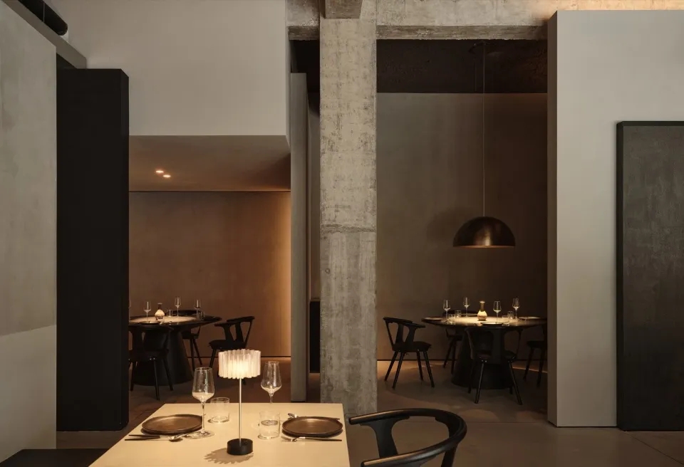 饈 · shy table 特色西餐廳裝修設(shè)計方案(圖2) 饈 · shy table 特色西餐廳裝修設(shè)計方案(圖2)