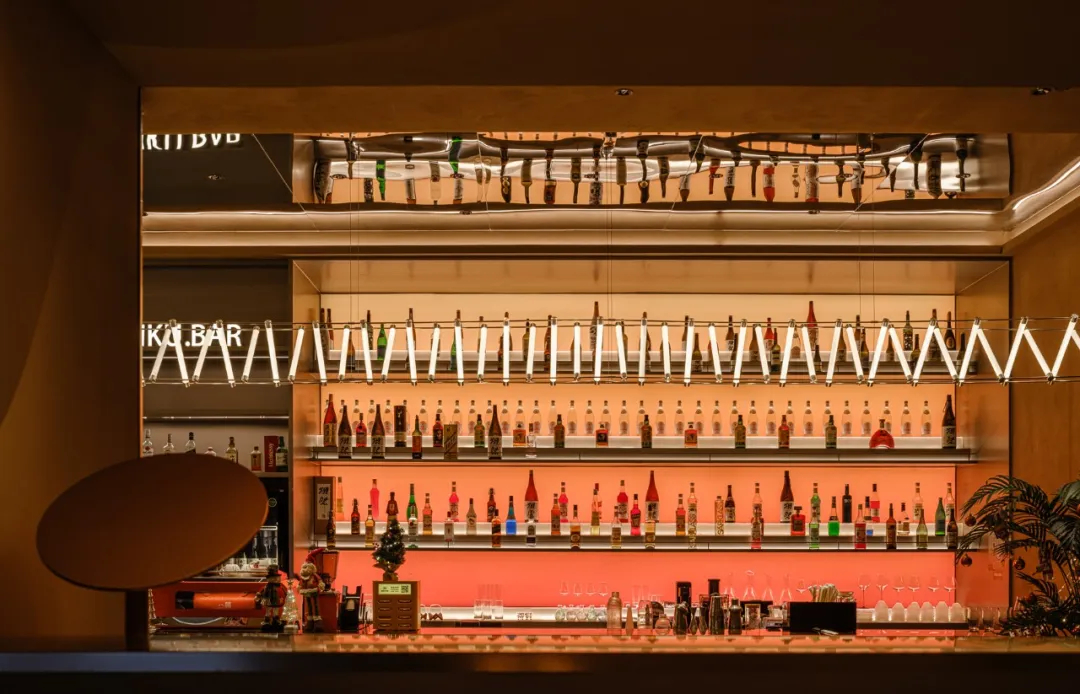 特色燒烤店設計推薦：八贊燒肉酒廊裝修設計案例(圖3)