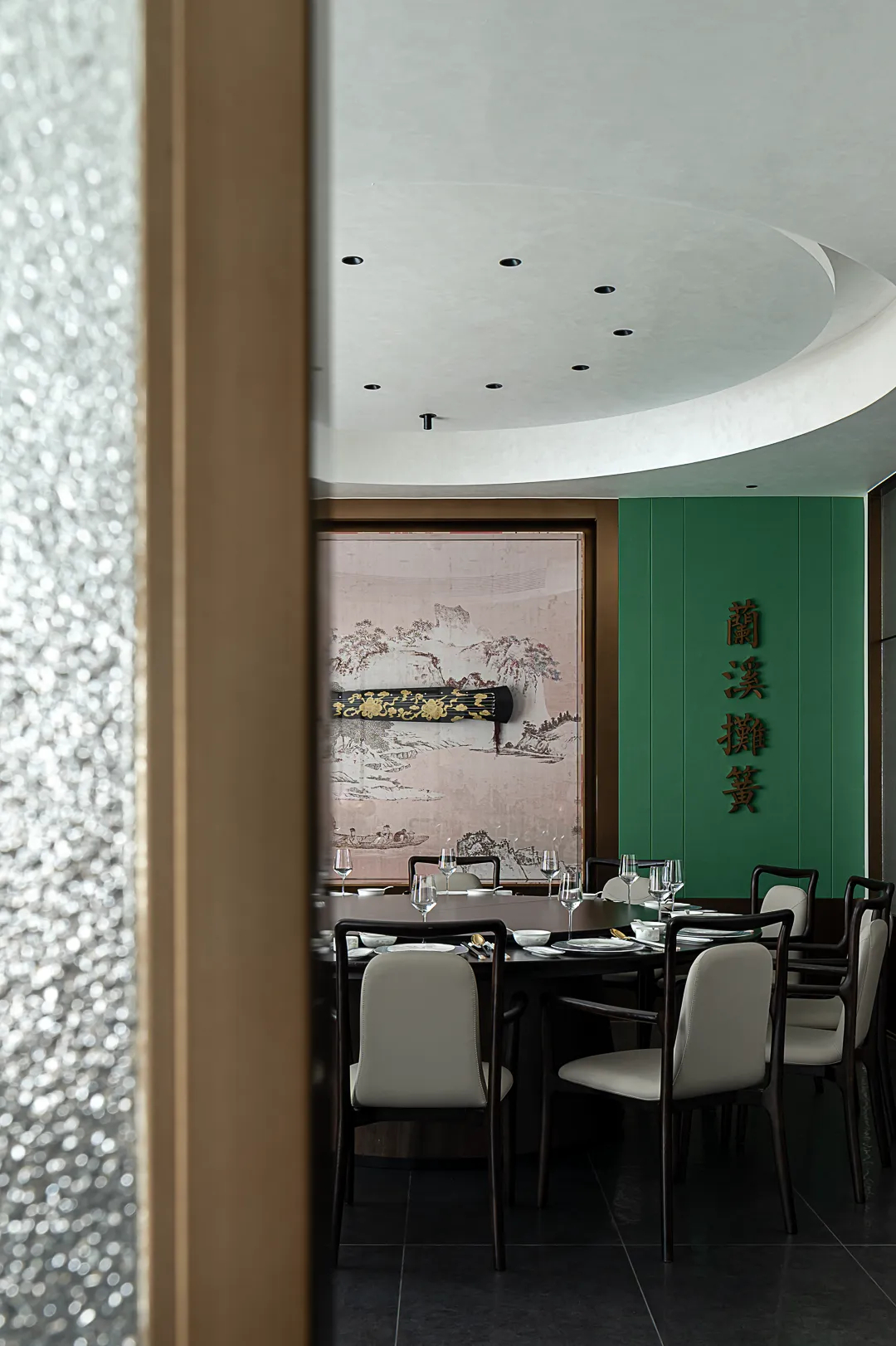 科技東方美學(xué) 金豬十八道高端酒樓裝修設(shè)計(jì)(圖13) 科技東方美學(xué) 金豬十八道高端酒樓裝修設(shè)計(jì)(圖13)