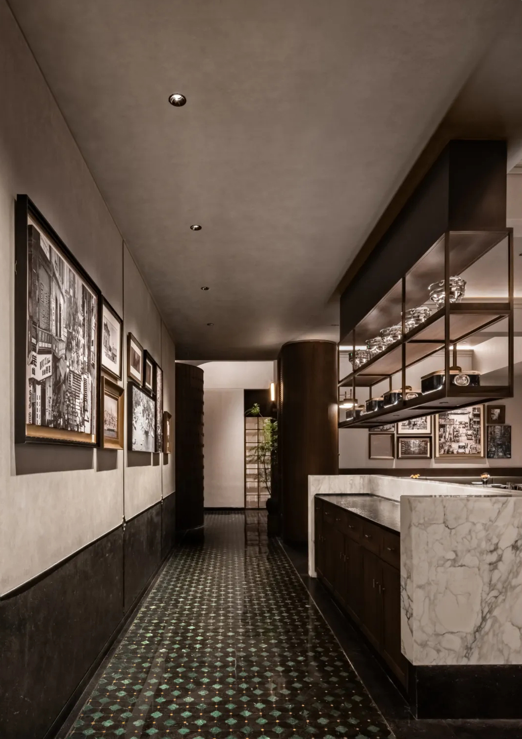 老店升級(jí)改造 帝都港式火鍋店裝修設(shè)計(jì)方案(圖3) 老店升級(jí)改造 帝都港式火鍋店裝修設(shè)計(jì)方案(圖3)