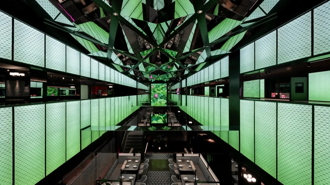 別樣江南科技風(fēng)情 新發(fā)現(xiàn)杭幫菜餐廳裝修設(shè)計(圖2) 別樣江南科技風(fēng)情 新發(fā)現(xiàn)杭幫菜餐廳裝修設(shè)計(圖2)