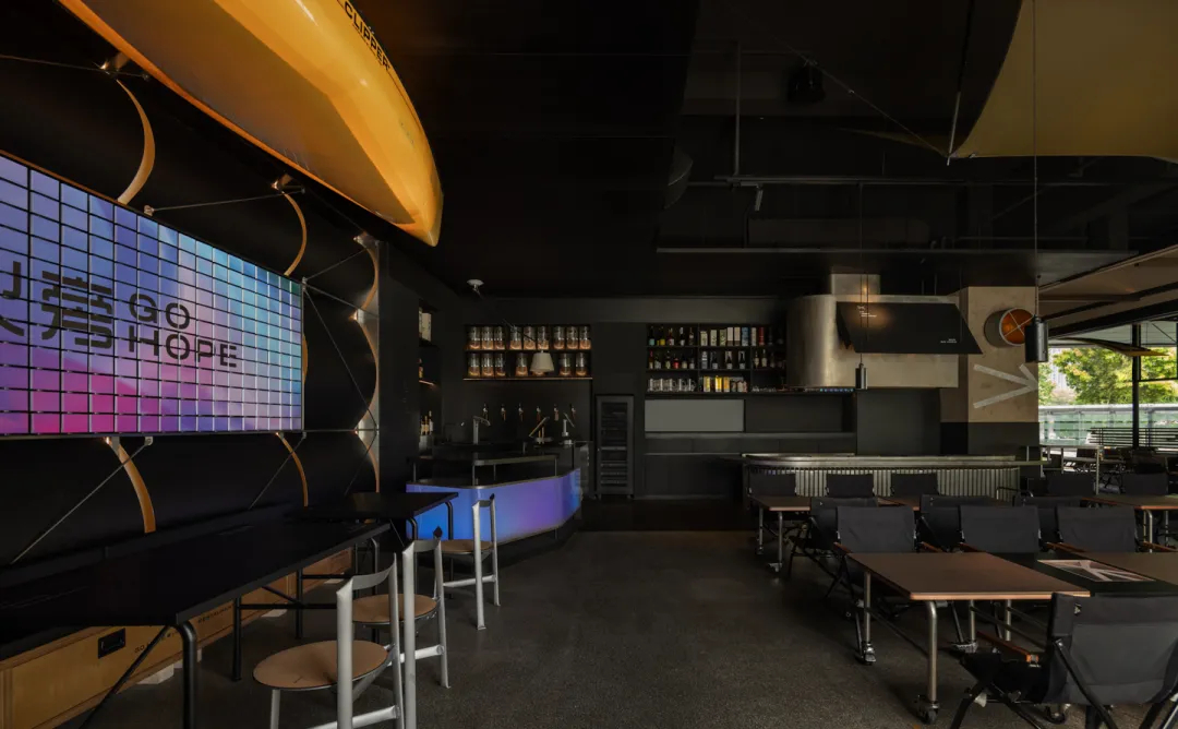 戶外體驗搬入室內(nèi) 篝火旁燒烤店改造裝修設計(圖3) 戶外體驗搬入室內(nèi) 篝火旁燒烤店改造裝修設計(圖3)