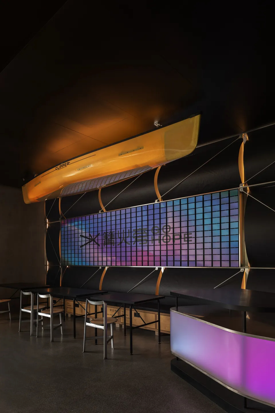 戶外體驗搬入室內(nèi) 篝火旁燒烤店改造裝修設計(圖4) 戶外體驗搬入室內(nèi) 篝火旁燒烤店改造裝修設計(圖4)