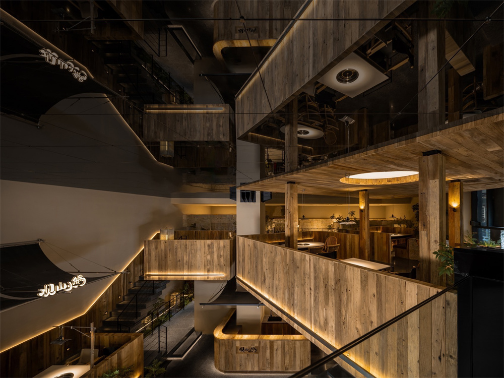 自然野趣 觀山特色火鍋店裝修設(shè)計(jì)方案(圖8) 自然野趣 觀山特色火鍋店裝修設(shè)計(jì)方案(圖8)