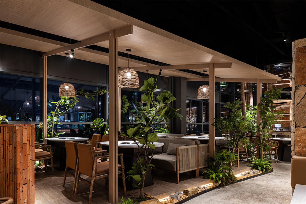 迷霧森林場景 翠焱成都火鍋店裝修設(shè)計(jì)方案(圖8) 迷霧森林場景 翠焱成都火鍋店裝修設(shè)計(jì)方案(圖8)