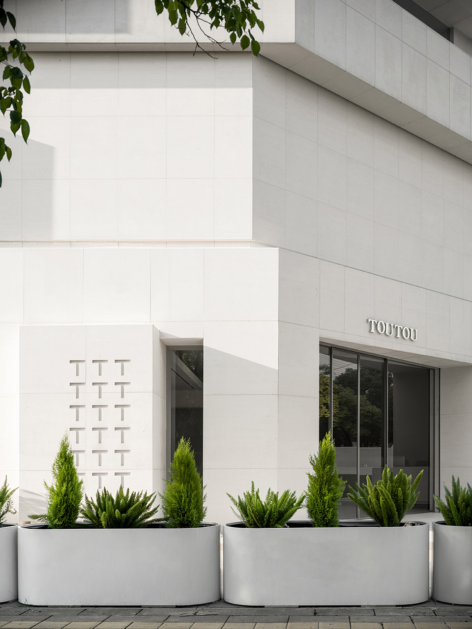 打破傳統(tǒng)印象 電子商務(wù)公司獨(dú)棟辦公樓裝修設(shè)計(jì)(圖2) 打破傳統(tǒng)印象 電子商務(wù)公司獨(dú)棟辦公樓裝修設(shè)計(jì)(圖2)