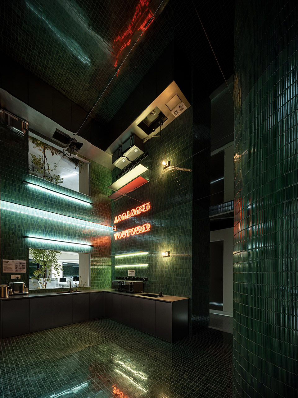 打破傳統(tǒng)印象 電子商務(wù)公司獨(dú)棟辦公樓裝修設(shè)計(jì)(圖10) 打破傳統(tǒng)印象 電子商務(wù)公司獨(dú)棟辦公樓裝修設(shè)計(jì)(圖10)