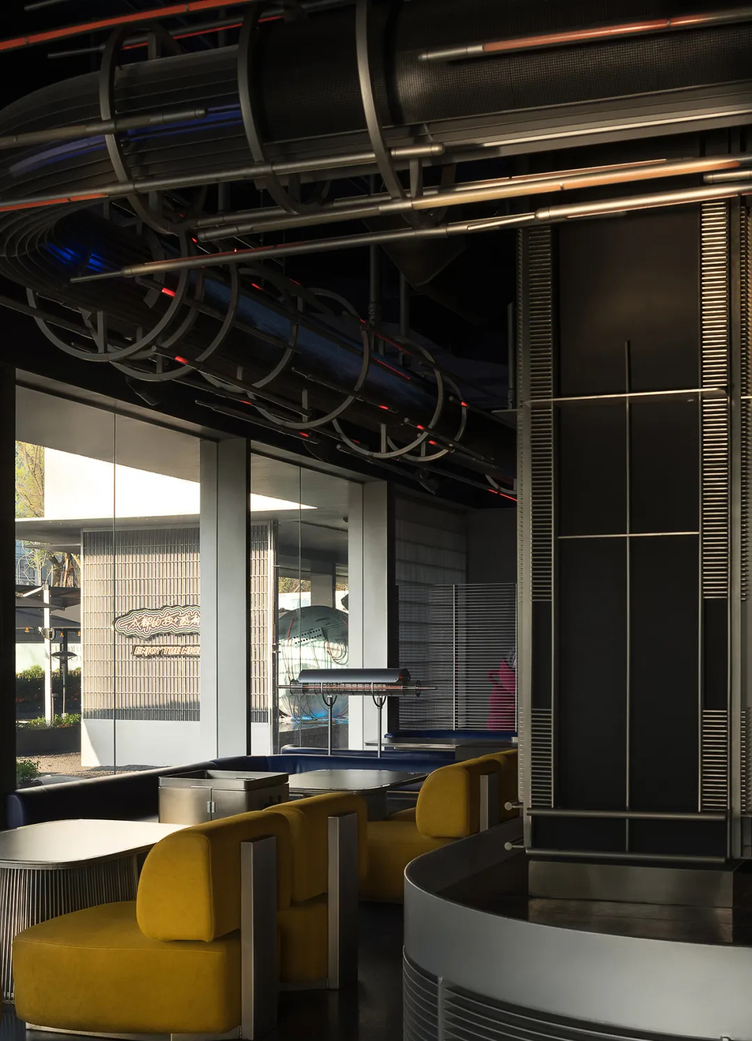 鄭州金博大推薦前衛(wèi)科技風小酒館裝修設計方案(圖8) 鄭州金博大推薦前衛(wèi)科技風小酒館裝修設計方案(圖8)