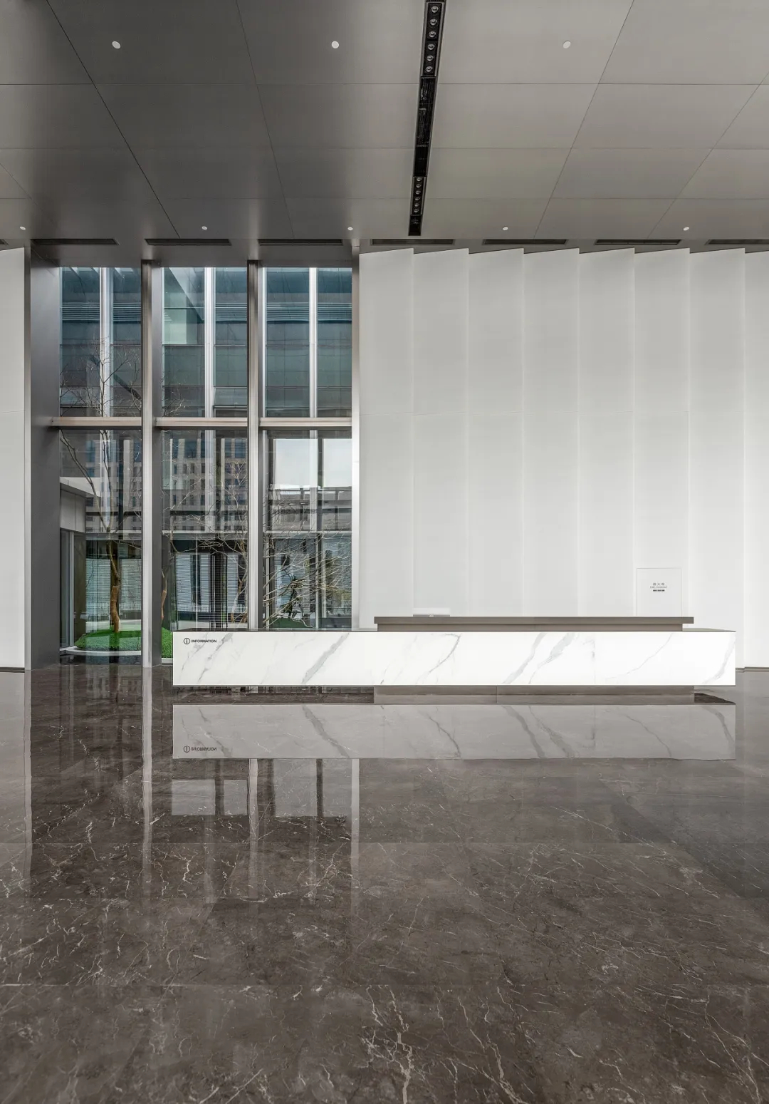 2萬6千平現(xiàn)代花園式商務(wù)辦公樓裝修設(shè)計方案(圖4)