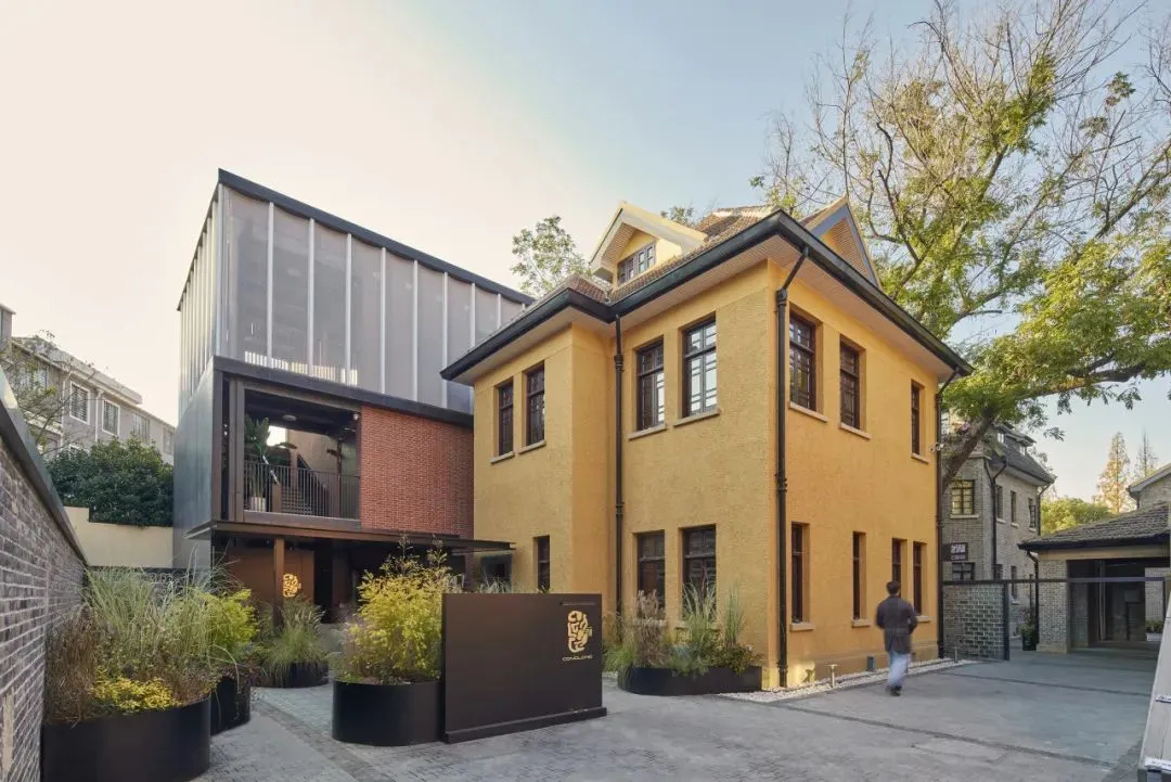 鄭州金博大推薦蔥蘢和牛小火鍋餐廳裝修設(shè)計(jì)(圖12) 鄭州金博大推薦蔥蘢和牛小火鍋餐廳裝修設(shè)計(jì)(圖12)