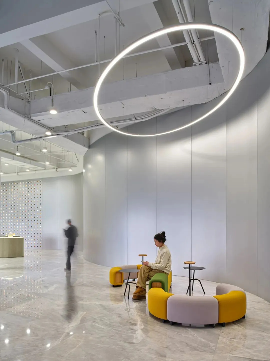 5000平種業(yè)集團總部辦公&展廳裝修設(shè)計方案(圖3) 5000平種業(yè)集團總部辦公&展廳裝修設(shè)計方案(圖3)