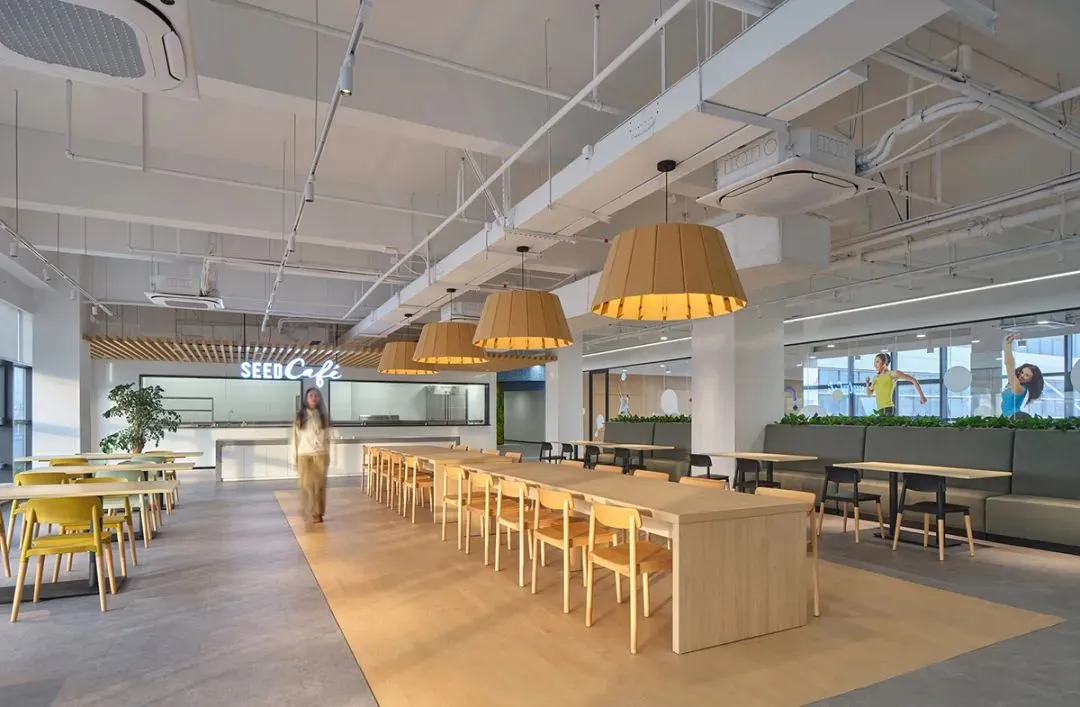 5000平種業(yè)集團總部辦公&展廳裝修設(shè)計方案(圖10) 5000平種業(yè)集團總部辦公&展廳裝修設(shè)計方案(圖10)