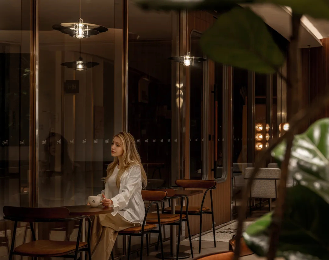 海港文化復(fù)古風(fēng)情 Peets皮爺咖啡店裝修設(shè)計(jì)(圖12) 海港文化復(fù)古風(fēng)情 Peets皮爺咖啡店裝修設(shè)計(jì)(圖12)