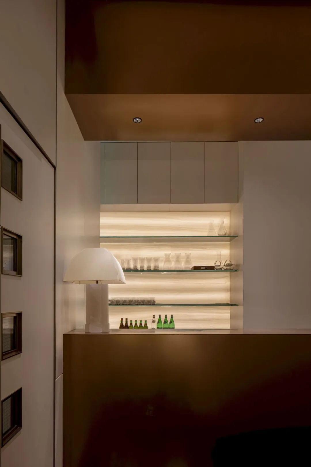 鄭州金博大推薦協(xié)成連鎖海鮮火鍋店裝修設(shè)計(jì)(圖10) 鄭州金博大推薦協(xié)成連鎖海鮮火鍋店裝修設(shè)計(jì)(圖10)