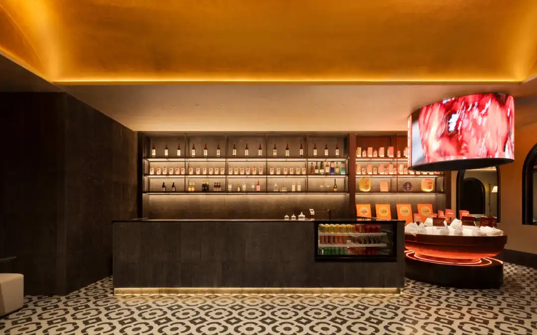 粵食佳·啫啫煲&燒臘 嶺南特色粵菜餐廳裝修設(shè)計(圖1)