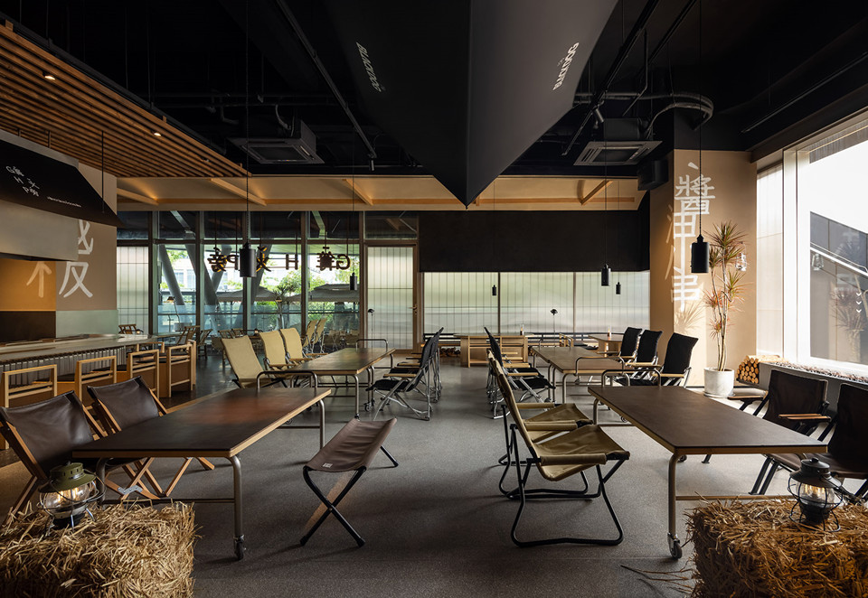 篝火旁 · 醬油小串餐飲空間設(shè)計(jì)裝修案例(圖1) 1.jpg