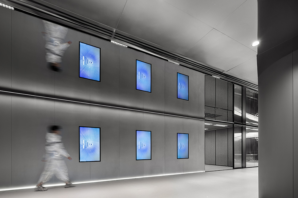 黑白視界 GPUNK哥朋科技辦公設(shè)計(jì)案例(圖9) 9.jpg