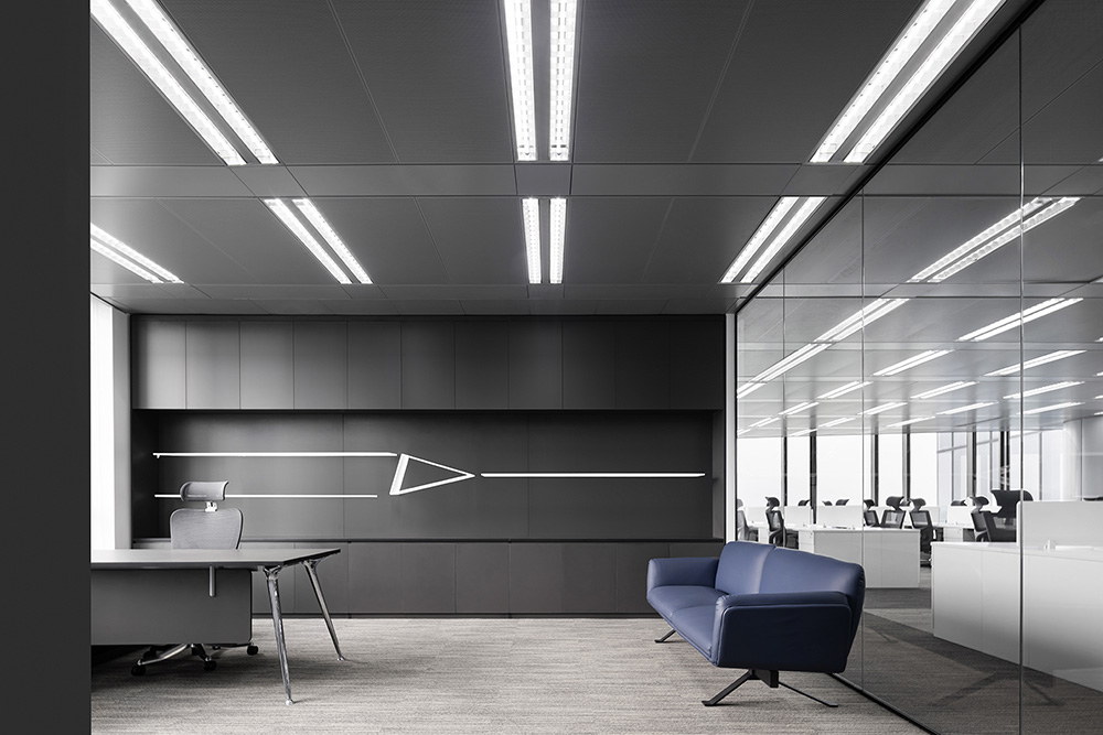 黑白視界 GPUNK哥朋科技辦公設(shè)計(jì)案例(圖11) 11.jpg